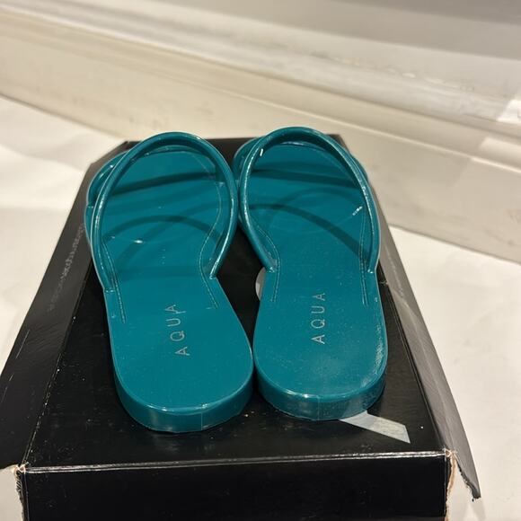 Aqua NWT Teal Flat Jelly Straps Sandals. - Picture 4 of 5